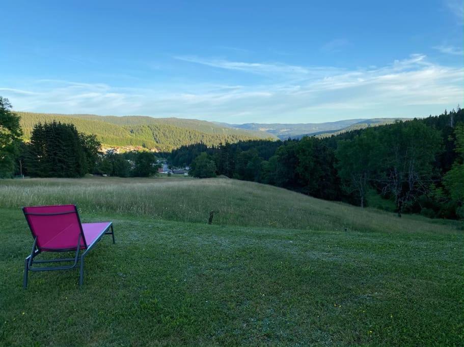 Appartement Lumineux Avec Vue Sur Les Montagnes Morbier Exteriér fotografie